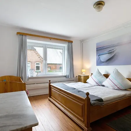 Terrassenwohnung Auf Dem Rosenhof * Wolmersdorf